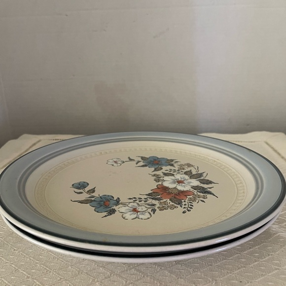 2 Haviland Crowning Fashion Dinner Plates 10 3/4” - Picture 2 of 3